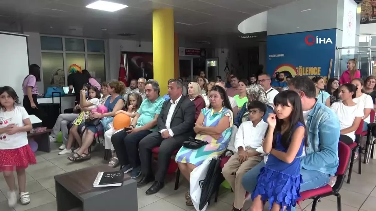 Muğla Uluslararası Gençlik Merkezi Yaz Okulları Kapanış Programı Gerçekleştirildi