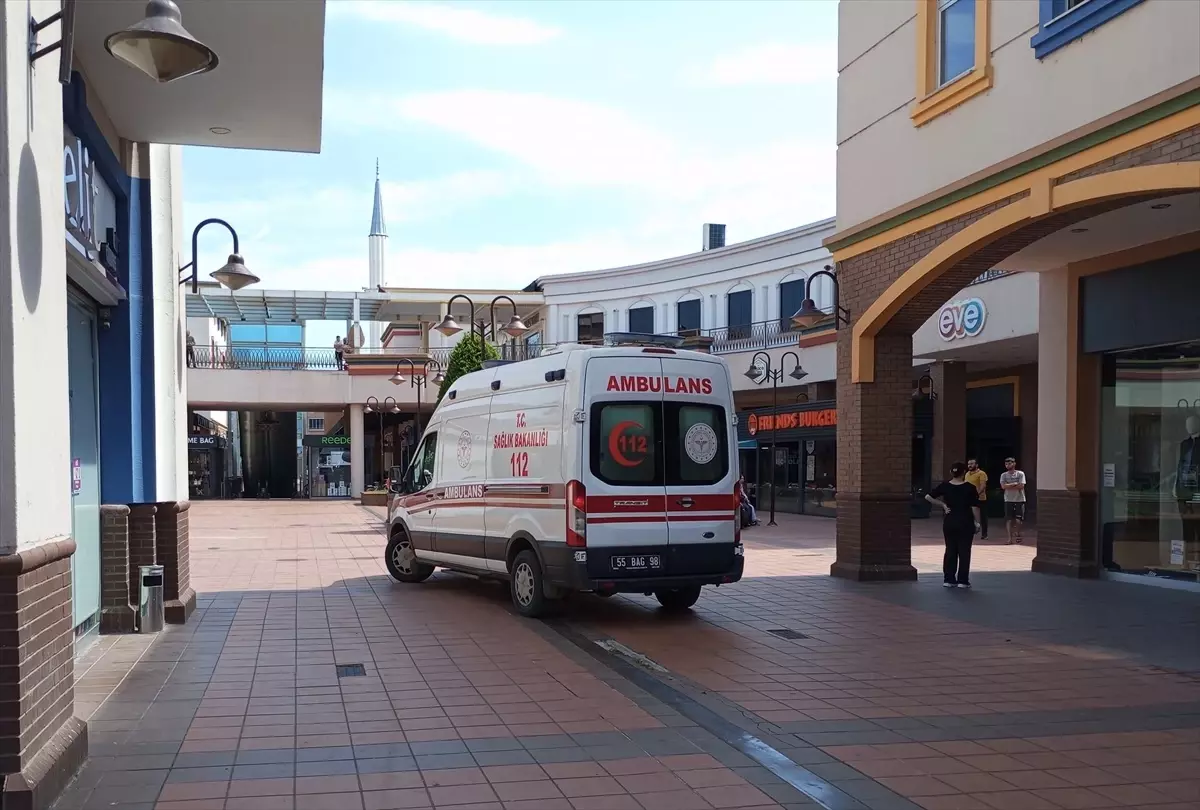 Samsun’da Klima Bakımı Sırasında Merdivenden Düşen İşçi Yaralandı