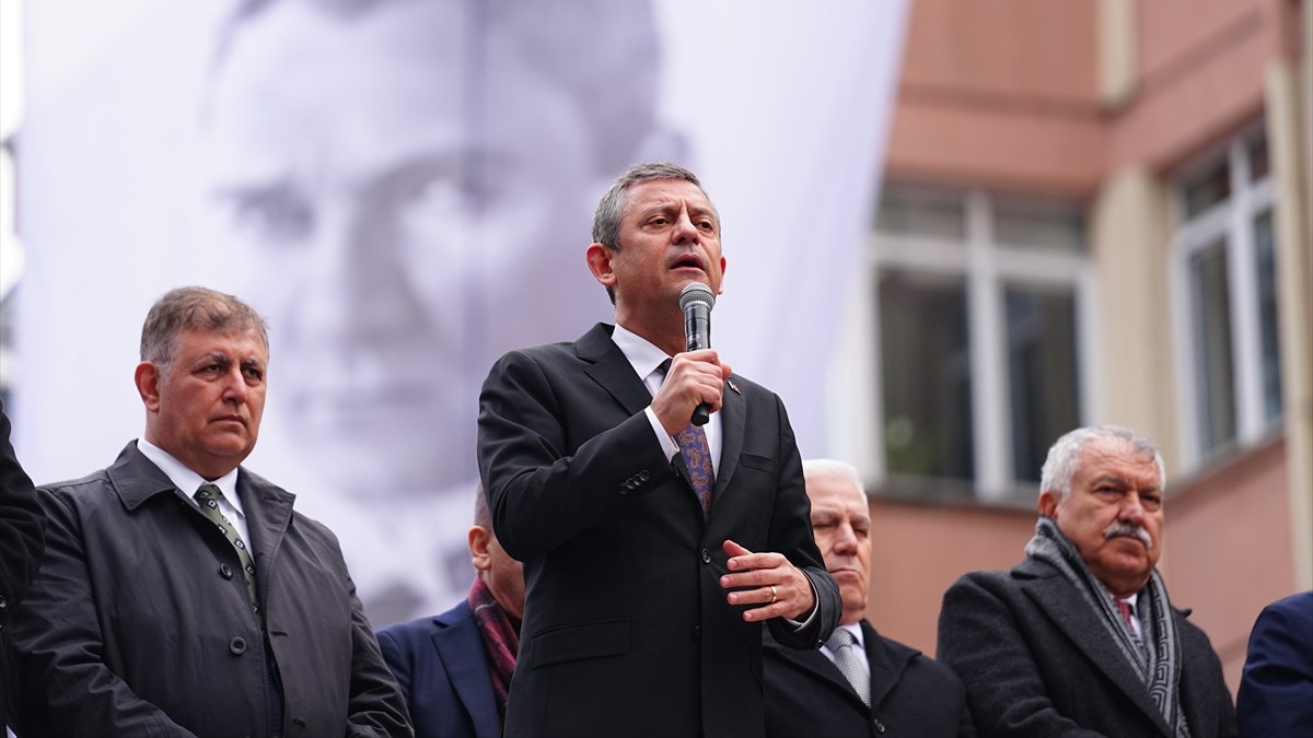 Özgür Özel’den ‘savaş ilanı’ çıkışı: Erken seçime değil iktidarı devretmeye hazırlansınlar