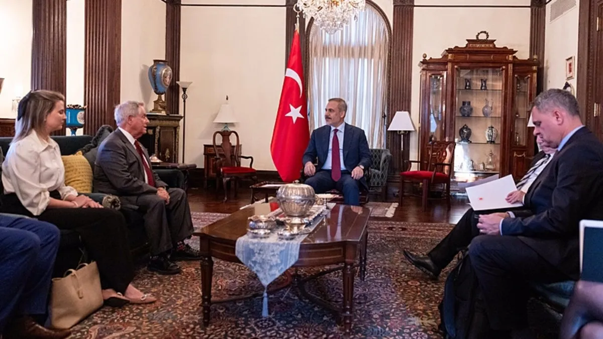 ABD Temsilciler Meclisi üyesi Türkiye’nin Washington Büyükelçiliği’nde